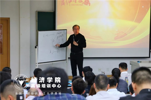 1524618993120712FE05.jpg 640.webp (86).jpg